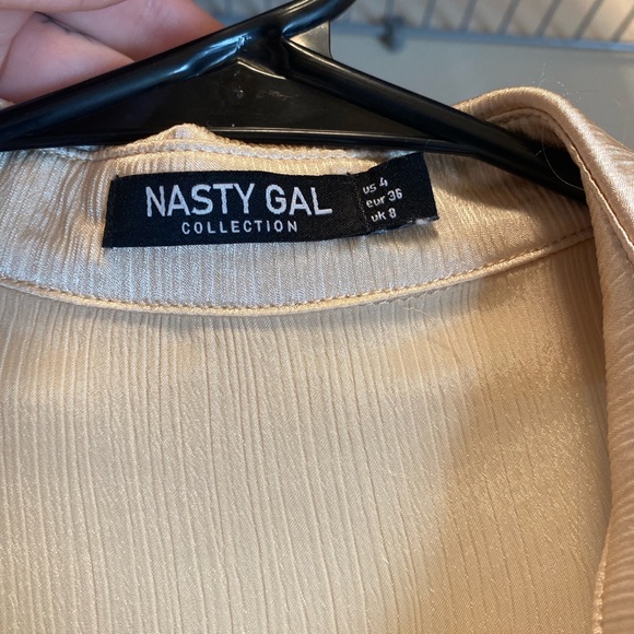 Nasty gal brand shimmer button down - Picture 3 of 3